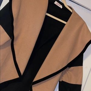 Chicy deeky light but warm jacket!